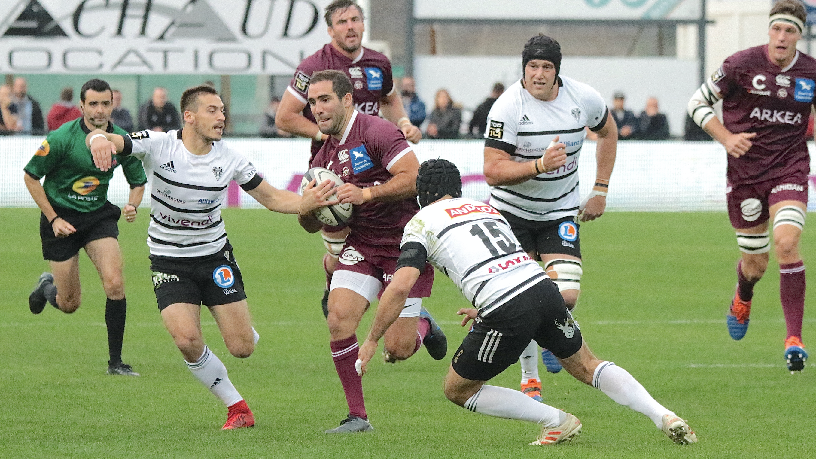 Maxime Lucu &agrave; la baguette, notamment auteur d'une belle perc&eacute;e en premi&egrave;re p&eacute;riode